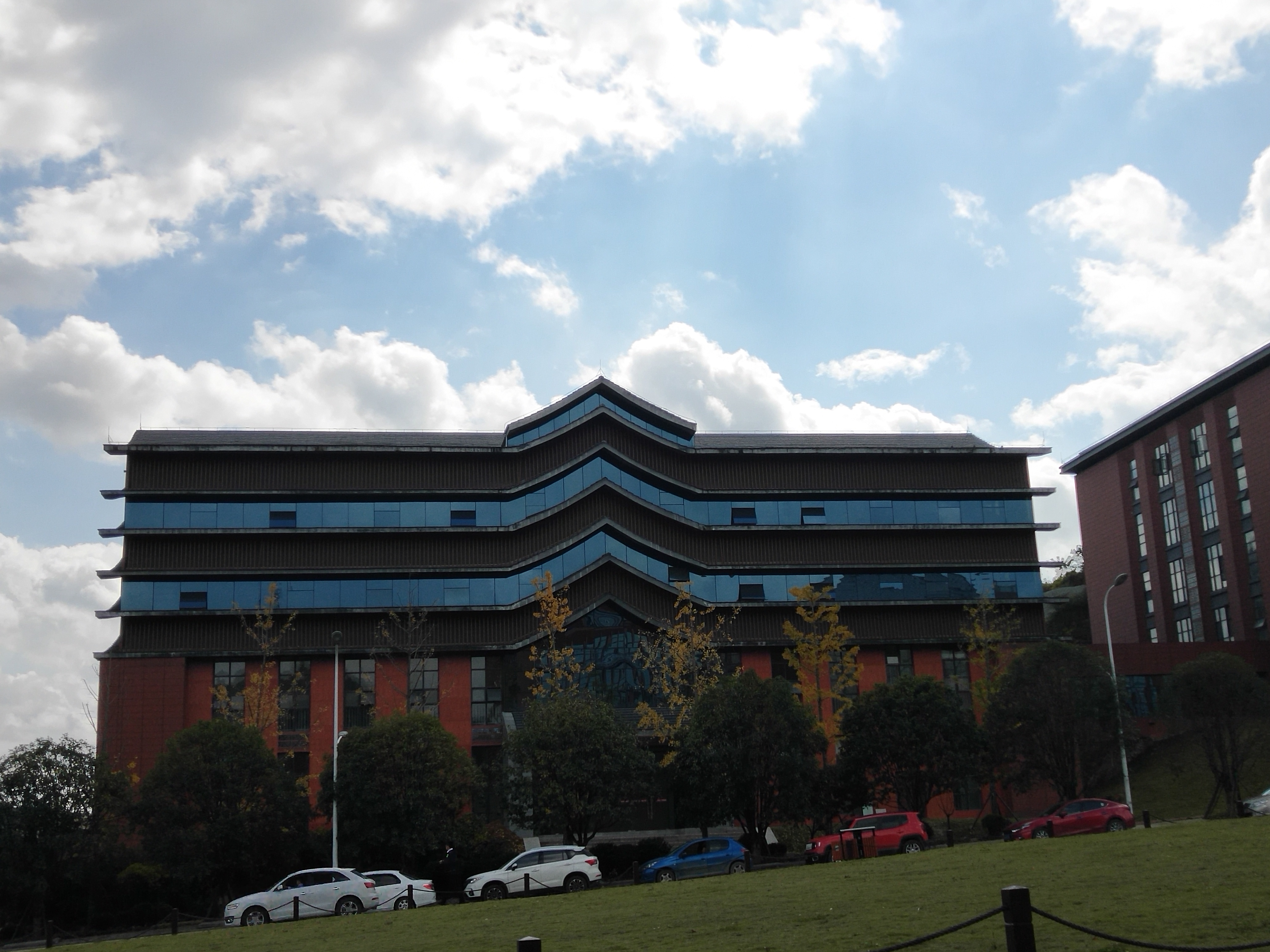 贵州大学大数据与信息工程学院