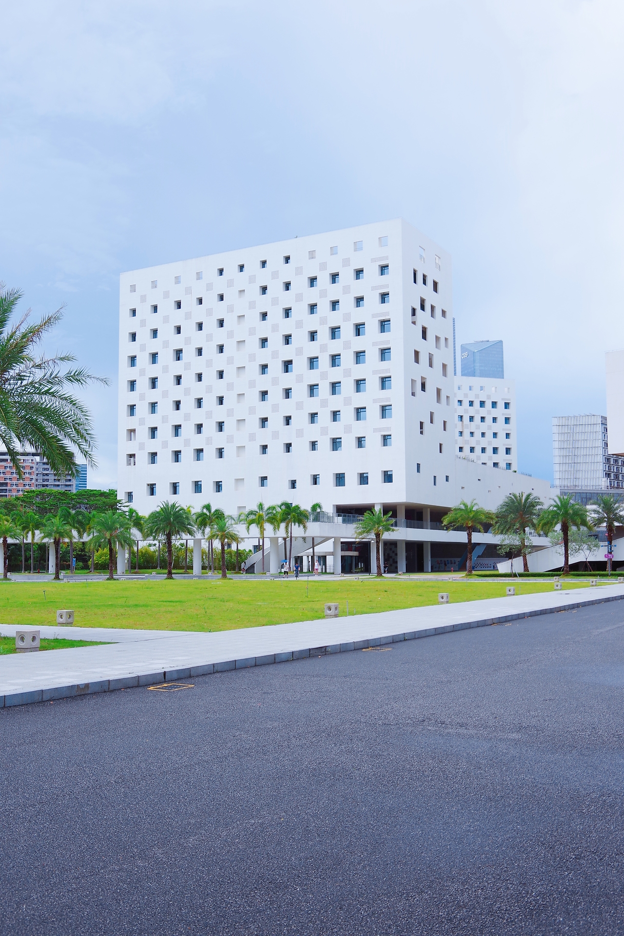 深圳大学研究生院